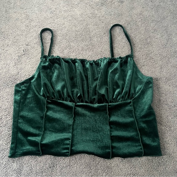 emerald green velvet cami - Picture 1 of 2